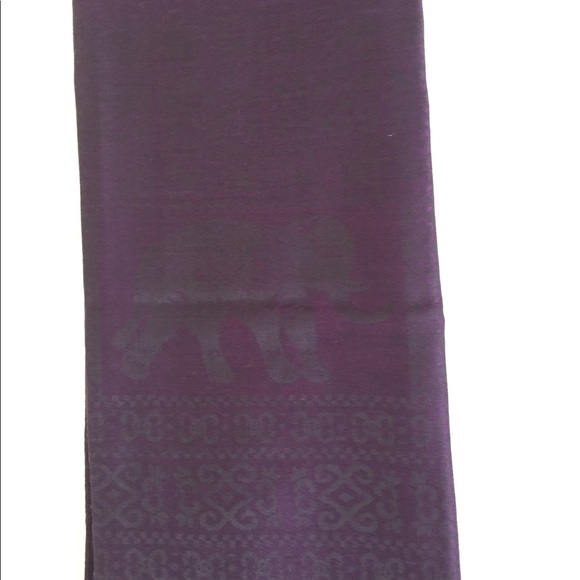 100% Silk scarf - Picture 2 of 2